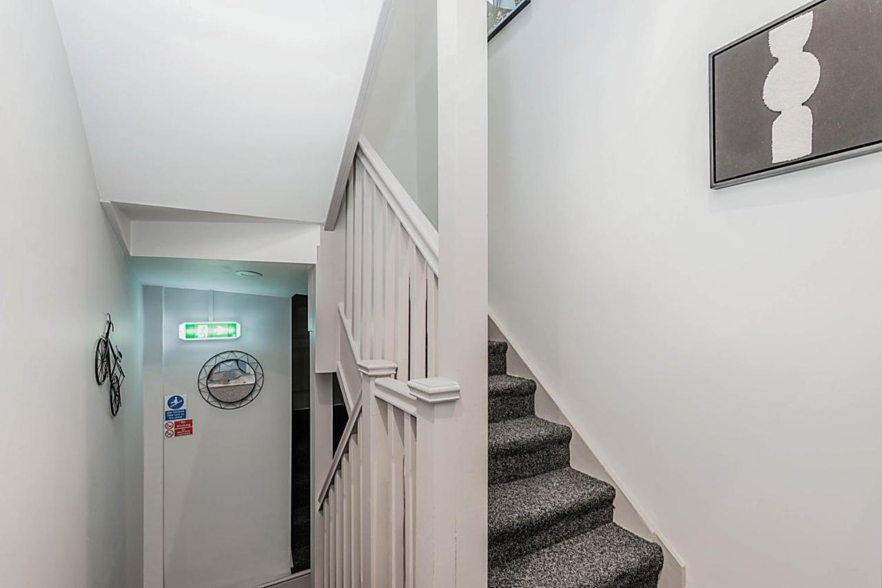 The Burton Penthouse By Fortuna Property Cheltenham Exteriér fotografie